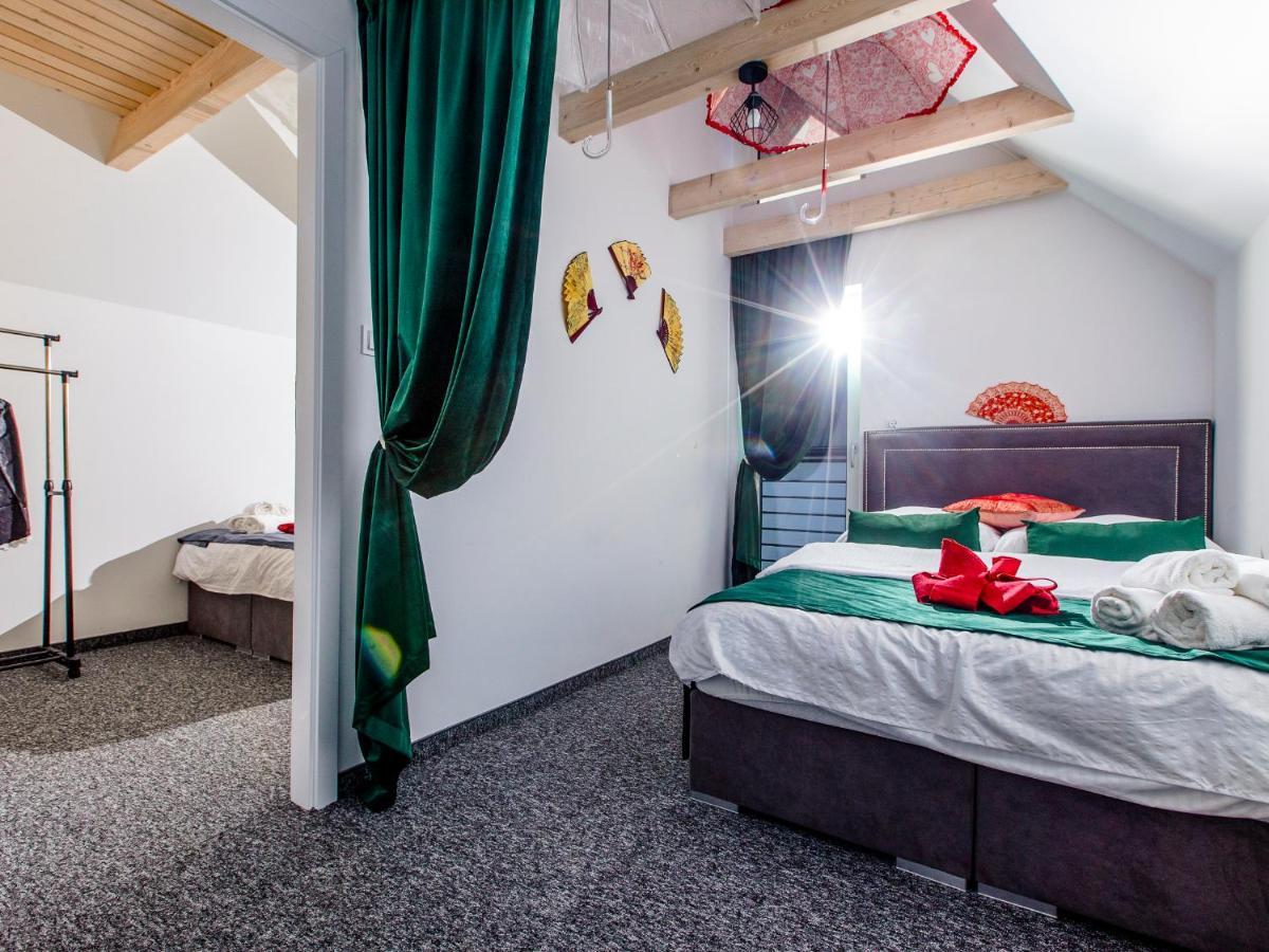 Temple Luxury Resort Rewal Dış mekan fotoğraf