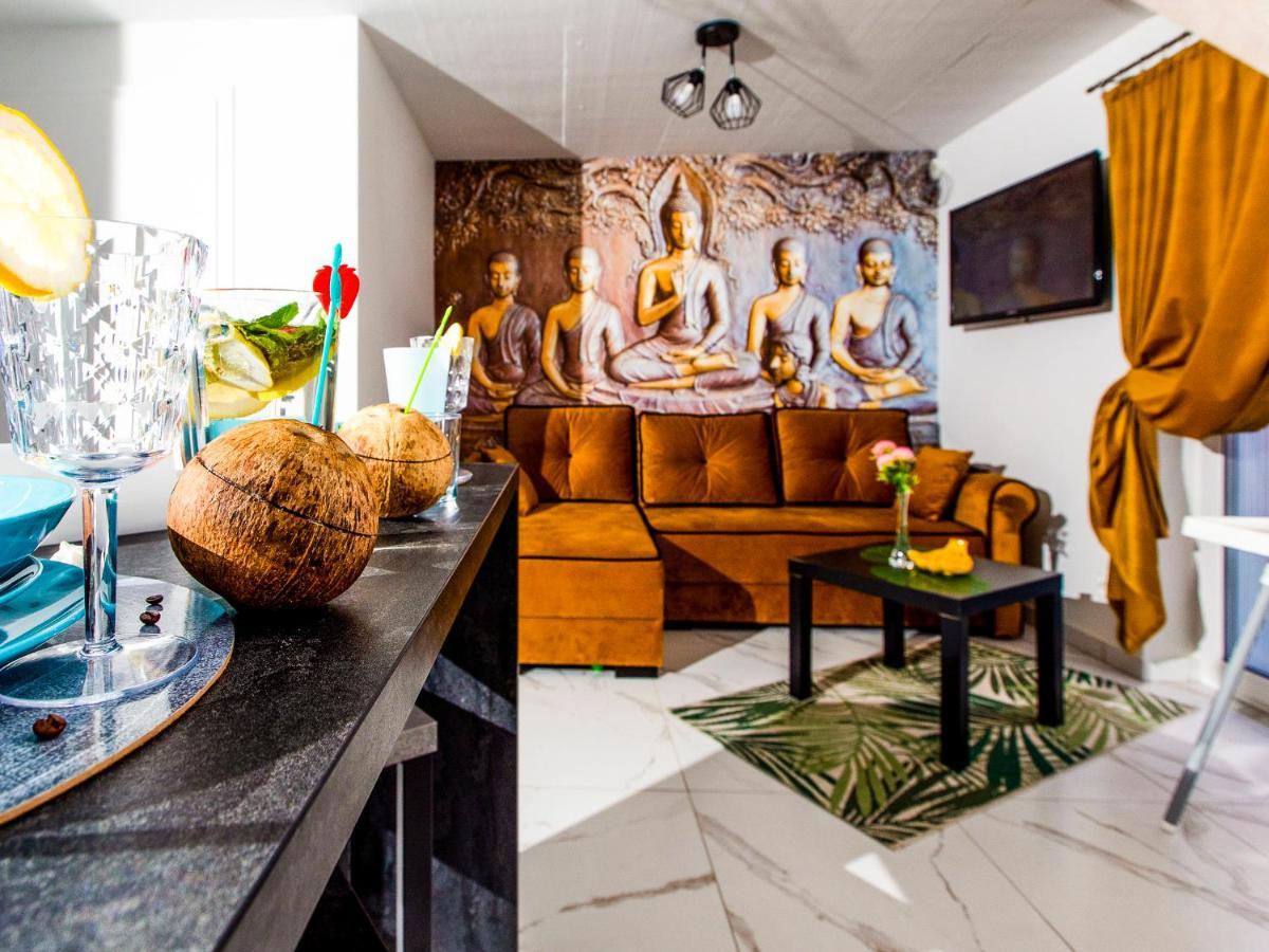 Temple Luxury Resort Rewal Dış mekan fotoğraf