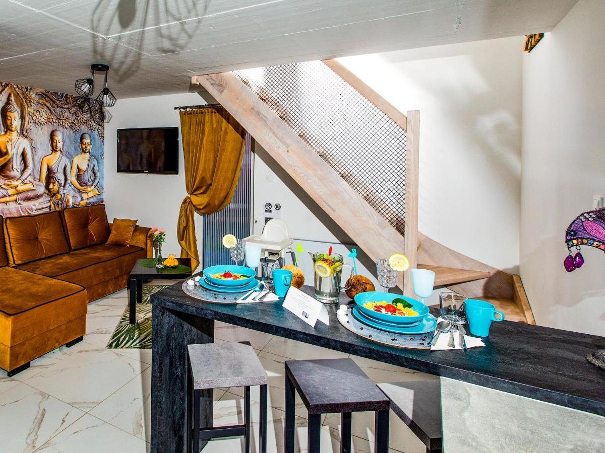Temple Luxury Resort Rewal Dış mekan fotoğraf