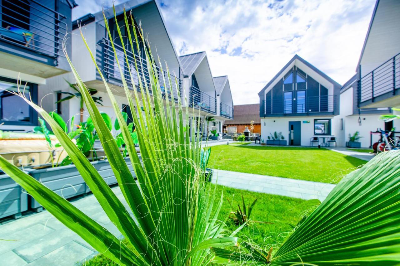 Temple Luxury Resort Rewal Dış mekan fotoğraf